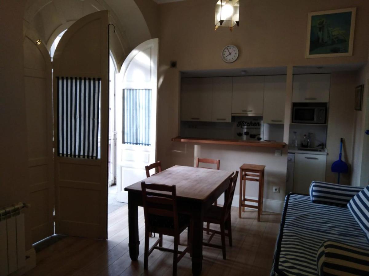 Apartamento Historico Llanesアパートメント エクステリア 写真